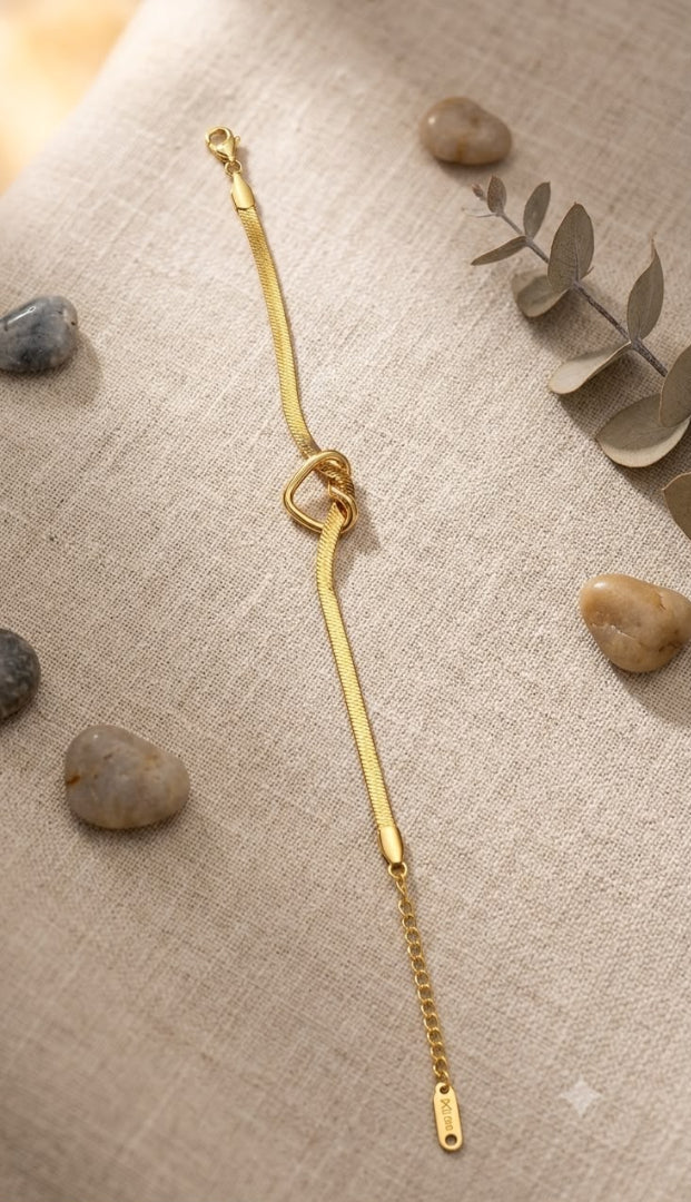 Love Knot Gold Bracelet